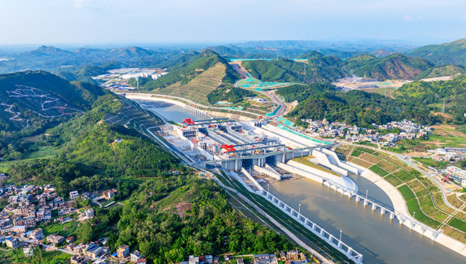 伊能静谈与刘亦菲友情